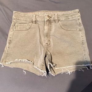 Womens AEO Super Super Stretch Hi-Rise Shortie in Olive Green.